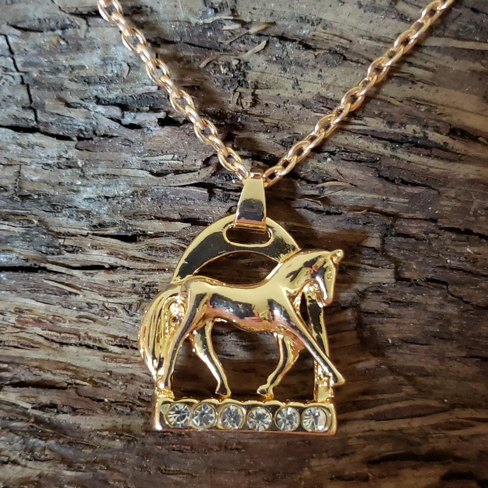 Saddle Stirrup Necklace. Horse Pony Equestrian Equine Horse Saddle Vaquero Rodeo - Picture 14 of 14